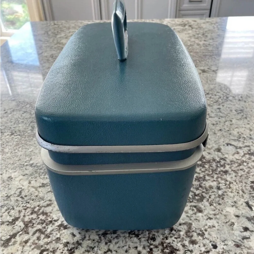 Samsonite Teal Makeup Organizer